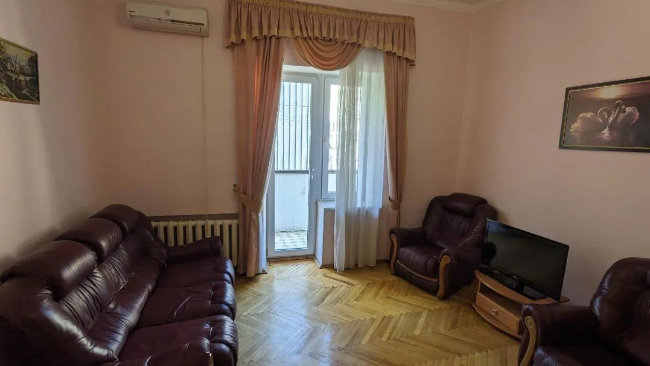 Apartment On Mykhailivs'Kyi Lane Kijev 0*,  Ukrajna