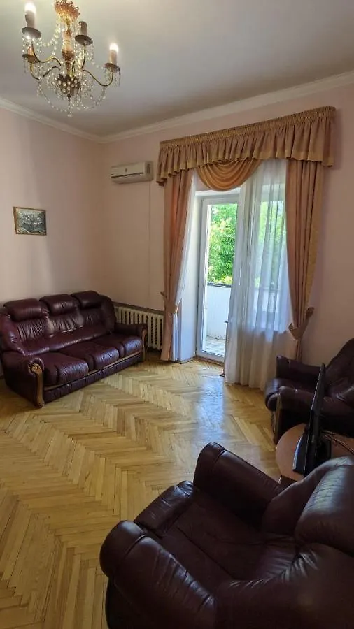 Apartment On Mykhailivs'Kyi Lane Kijev Ukrajna