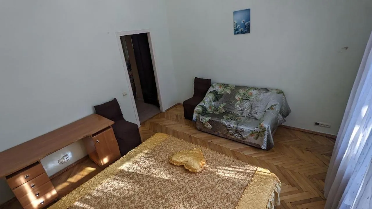 Apartment On Mykhailivs'Kyi Lane キエフ